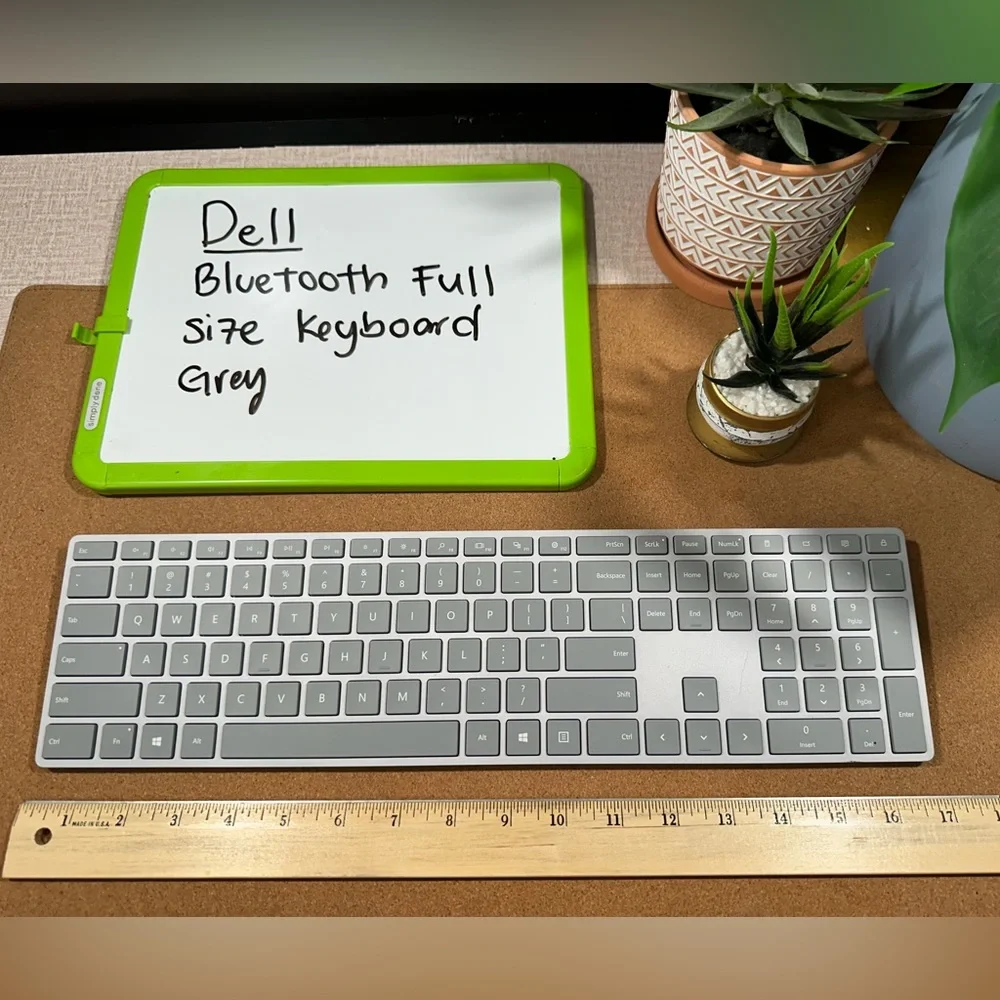 DELL Bluetooth Full Size Keyboard Grey.